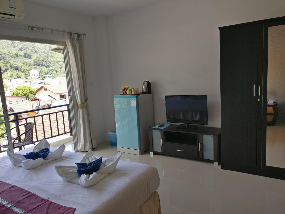 Отель White Sky Boutique Patong Экстерьер фото