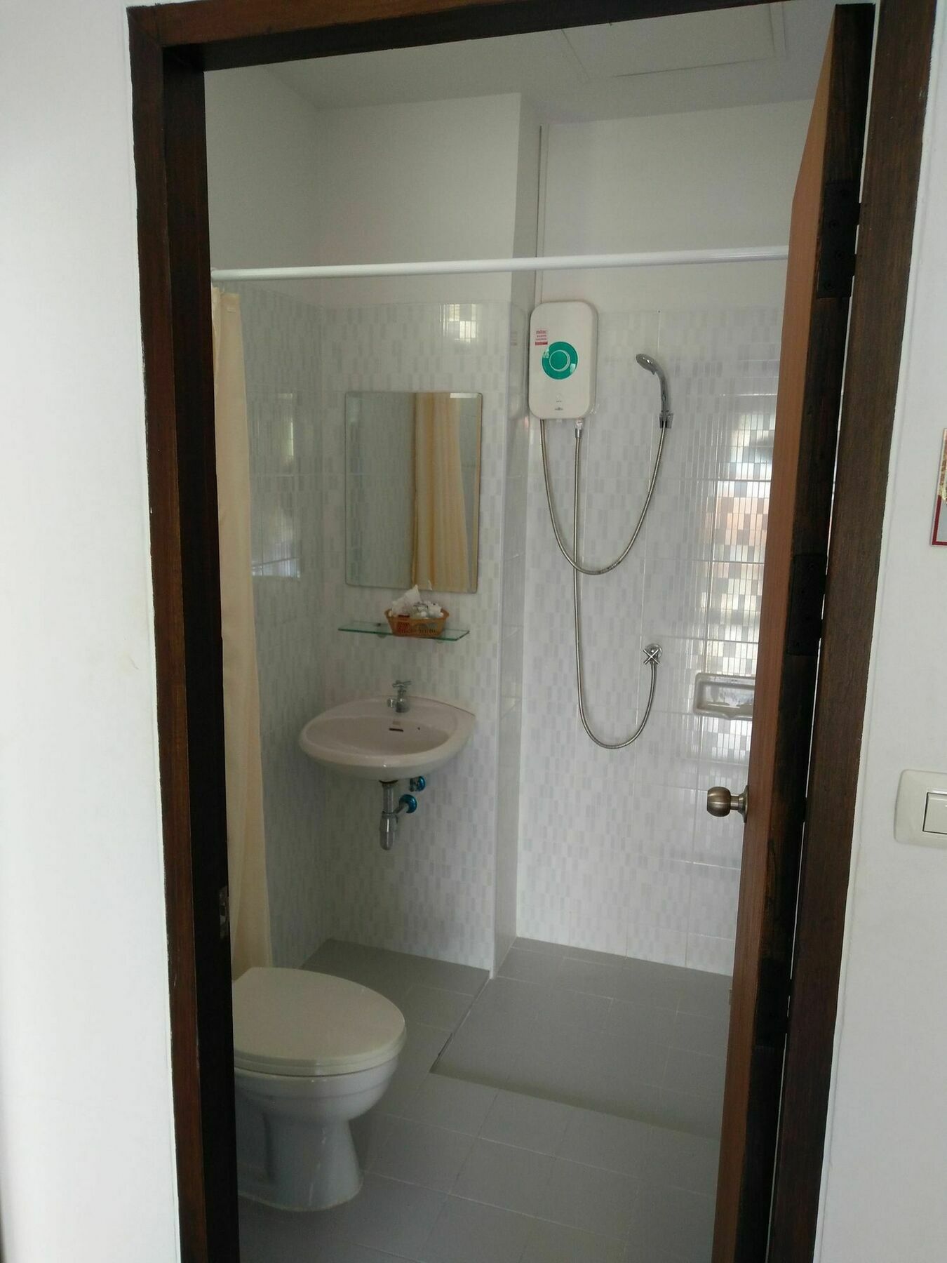 Отель White Sky Boutique Patong Экстерьер фото