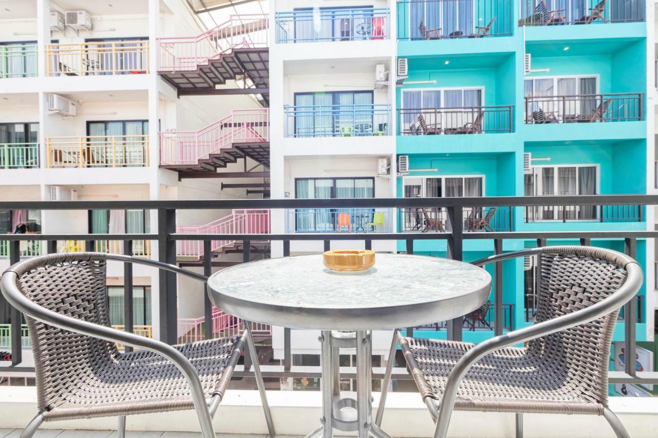 Отель White Sky Boutique Patong Экстерьер фото